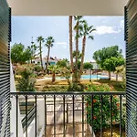 Hébergement de vacances A&n Spacious Family House With Pool & Garden *