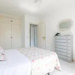A&n Spacious Family House With Pool & Garden
