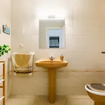 Hébergement de vacances A&n Spacious Family House With Pool & Garden