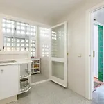 A&n Spacious Family House With Pool & Garden