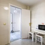 Hébergement de vacances A&n Spacious Family House With Pool & Garden