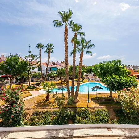 A&n Spacious Family House With Pool & Garden Hébergement de vacances Torre Del Mar